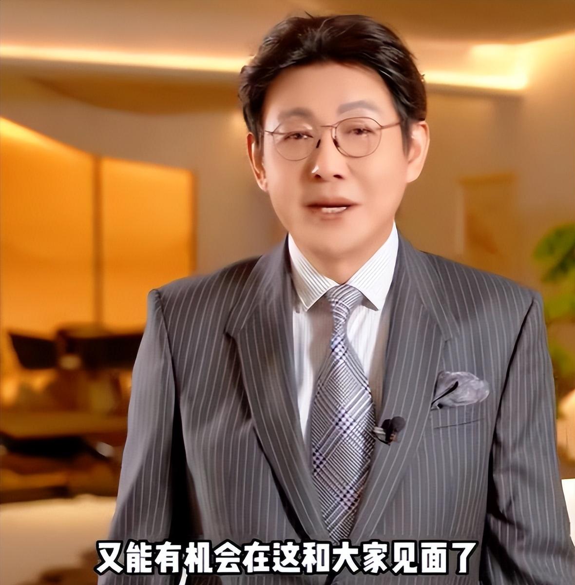 前央視名嘴程前復出 與倪萍同框
