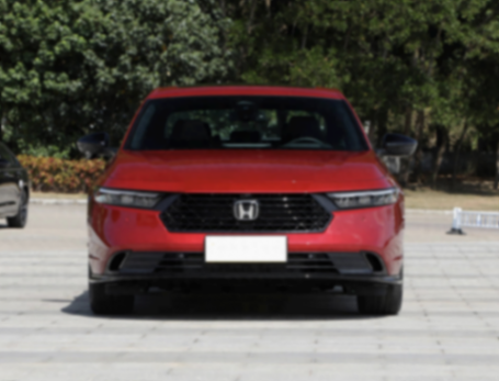 全新雅閣:標配10個安全氣囊,最高優惠4萬,頂配車型實力如何?