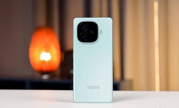 iQOO Z9 Turbo 評(píng)測(cè):建議改名 iQOO 12 Lite