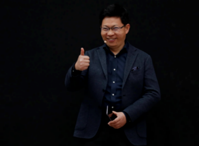 余承東卸任華為終端CEO,保留董事長職位,正常調整專心造車?