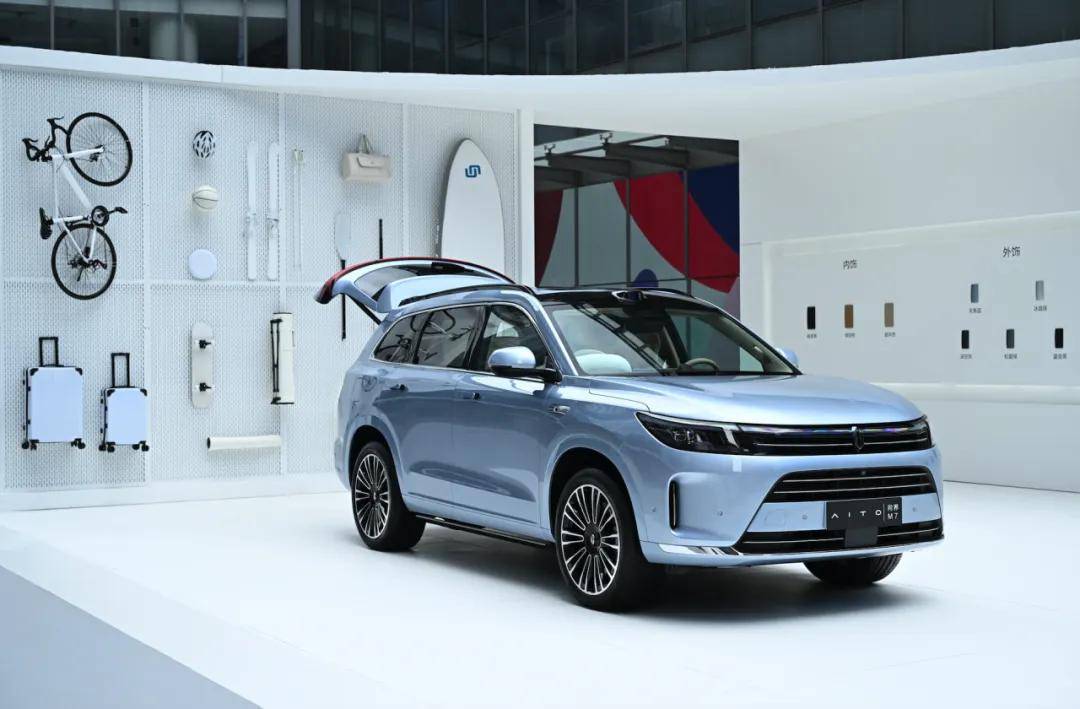 新勢(shì)力放血賣車,特斯拉再裁員,市場(chǎng)真在復(fù)蘇?