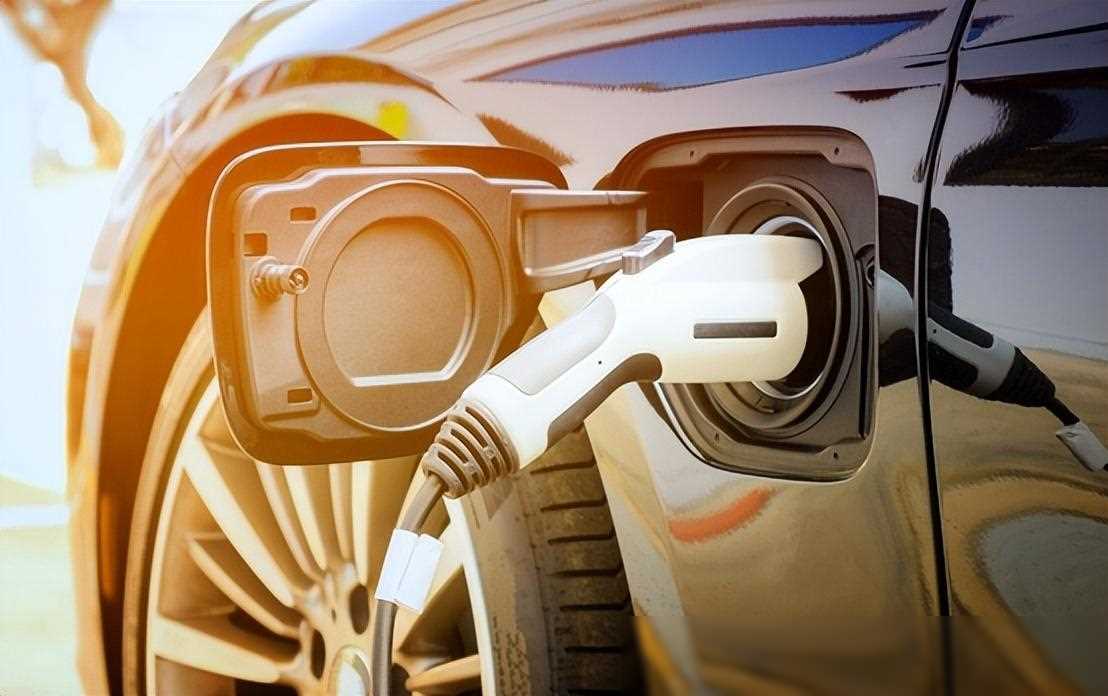 新能源汽車電池壽命有幾年,別再瞎猜了,告訴你正確答案