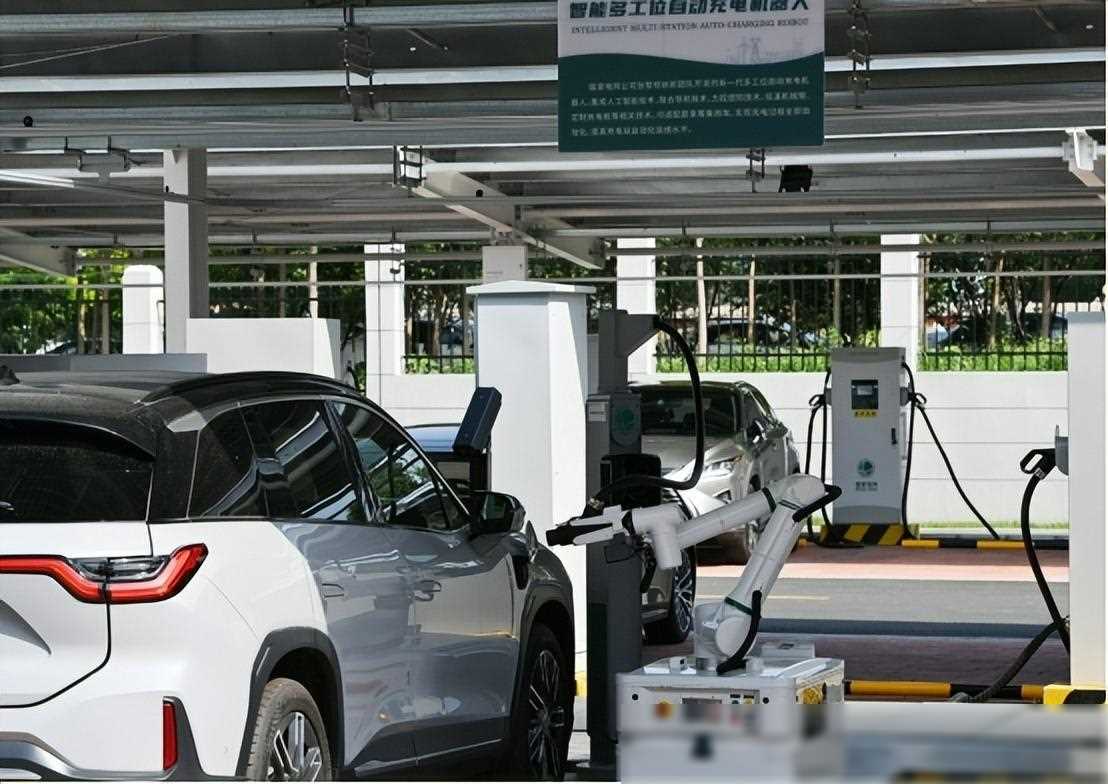 新能源汽車電池壽命有幾年,別再瞎猜了,告訴你正確答案