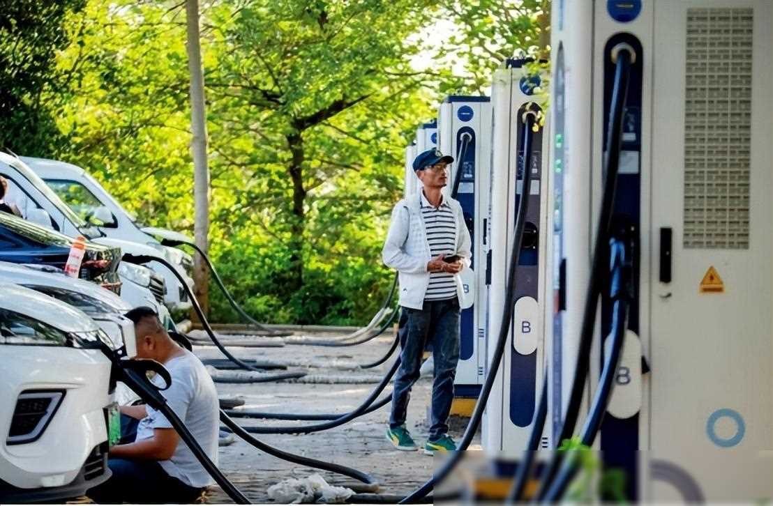 新能源汽車電池壽命有幾年,別再瞎猜了,告訴你正確答案