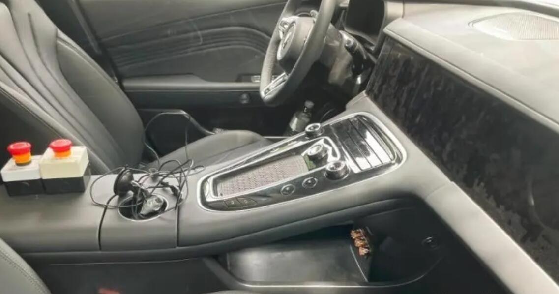 對于轎車領域有想法,歐拉EC31測試諜照曝光