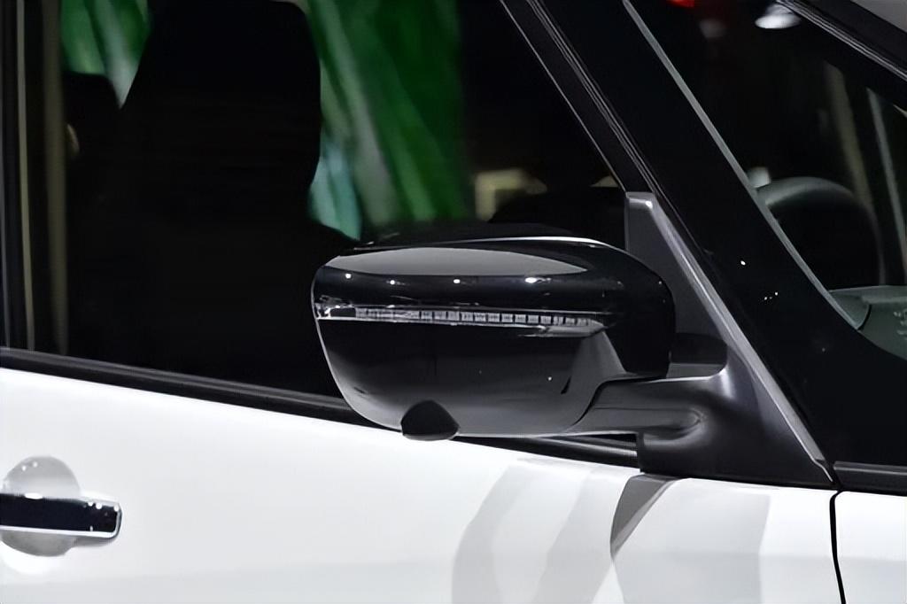 日產憋了個“超級大招”!新車比埃爾法還霸氣,配1.4L混動+四驅