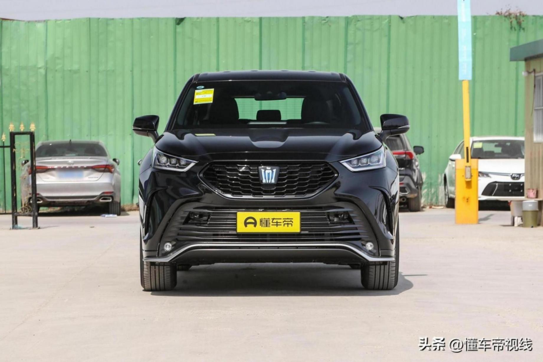 新車|現(xiàn)款27.78萬元起 新款豐田皇冠陸放或6月1日粵港澳車展上市