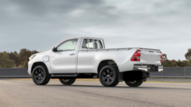 續(xù)航有點(diǎn)雞肋?豐田Hilux電動(dòng)版將于2025年推出