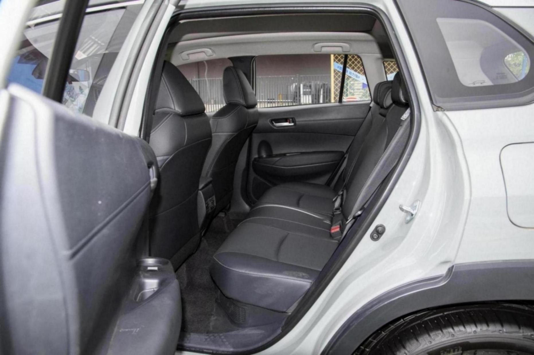 卡羅拉銳放,緊湊型SUV,配置豐富,油耗4.59L,是否值得入手?