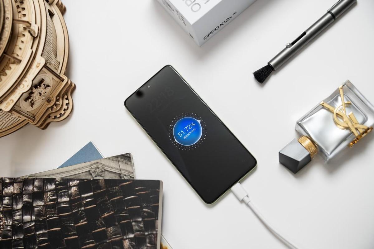 長續航又耐用 高顏值的千元直板機:OPPO K12x簡談