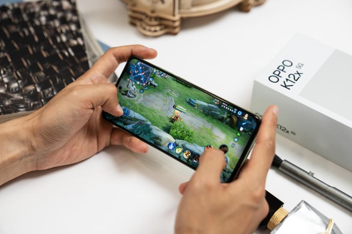 長續航又耐用 高顏值的千元直板機:OPPO K12x簡談