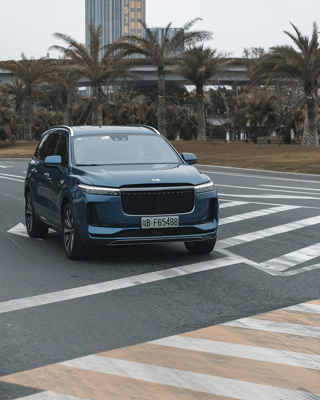理想汽車崩盤內情大曝光,原因竟是三大件?