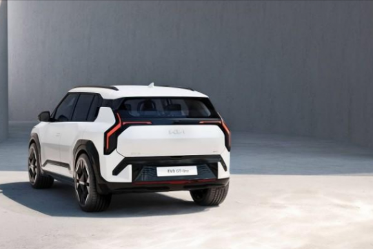 純電續航最高600km,全新純電跨界SUV起亞EV3正式亮相