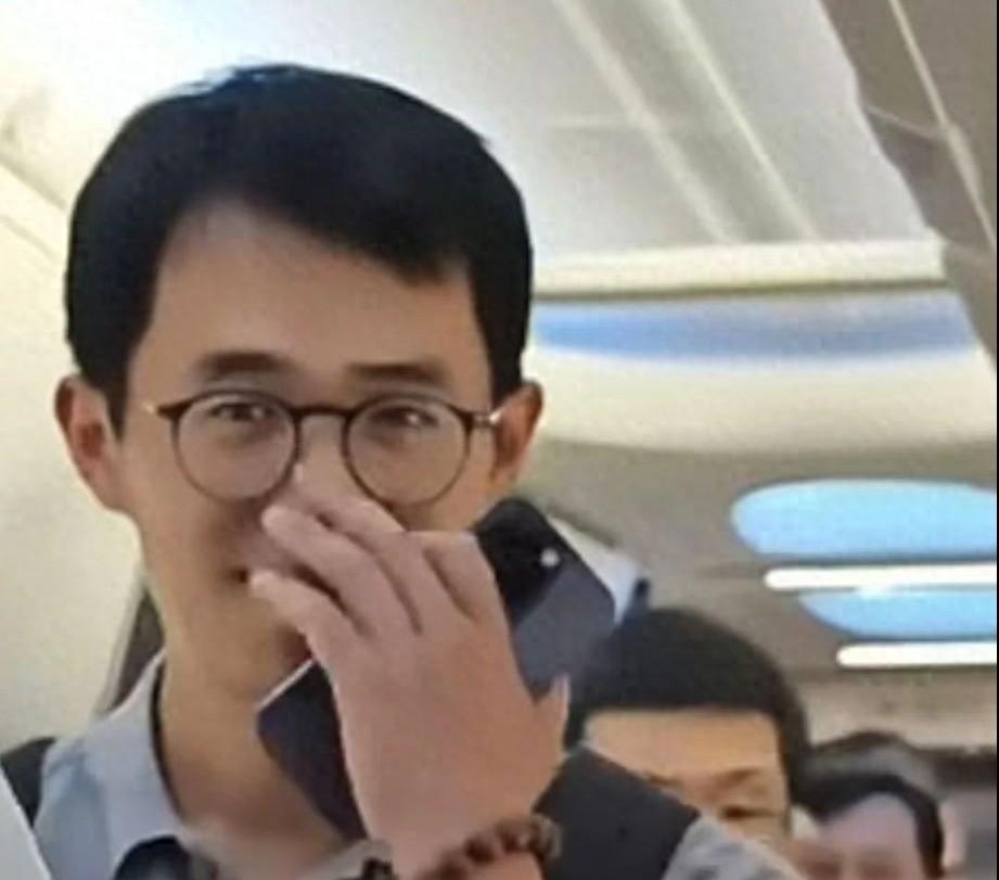 紅米總經理舍棄自家產品使用iPhone,他本人回應:任正非也