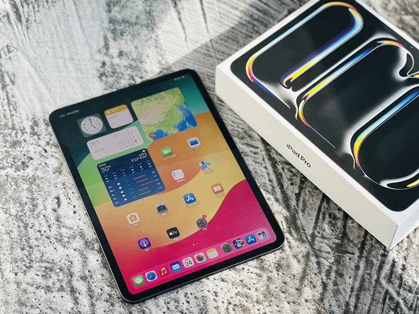 蘋果iPad Pro開箱:花一萬買平板電腦是一種怎樣的體驗?