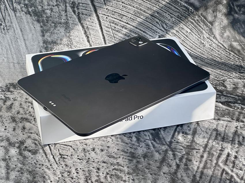 蘋果iPad Pro開箱:花一萬買平板電腦是一種怎樣的體驗?