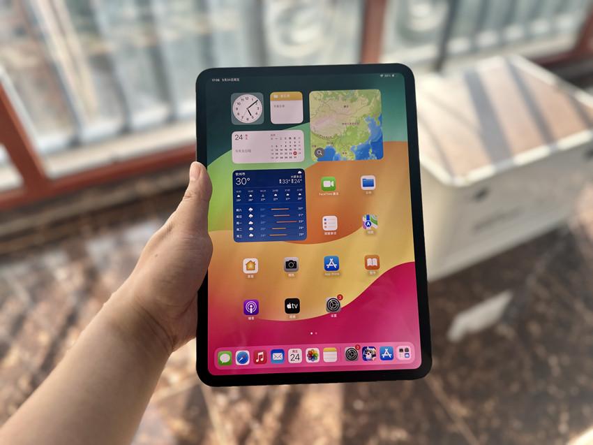 蘋果iPad Pro開箱:花一萬買平板電腦是一種怎樣的體驗?