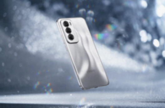 OPPO Reno12登場!Y2K風格+四曲柔邊直屏,畢業季&父親節送禮首選