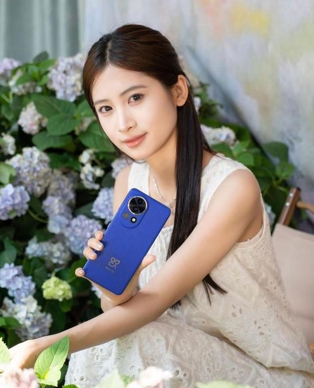 今夏最in手機(jī)華為nova 12 Ultra 星耀版開售,影像、通信全面拉滿