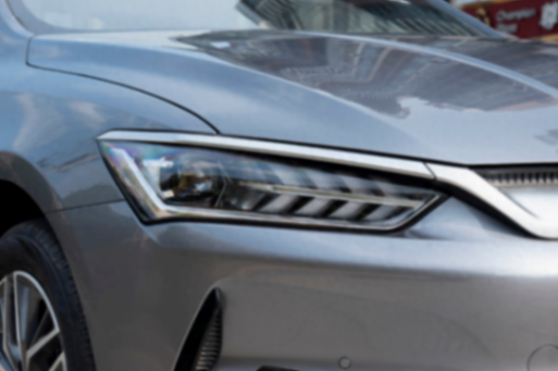 近10萬跌7.3萬,比亞迪新車上市就“甩賣”,終身質(zhì)保+1200km續(xù)航