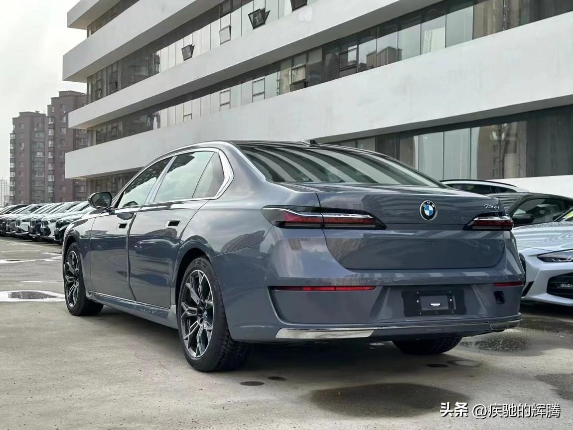 裸車超91萬的23款寶馬735Li主要有哪些槽點?