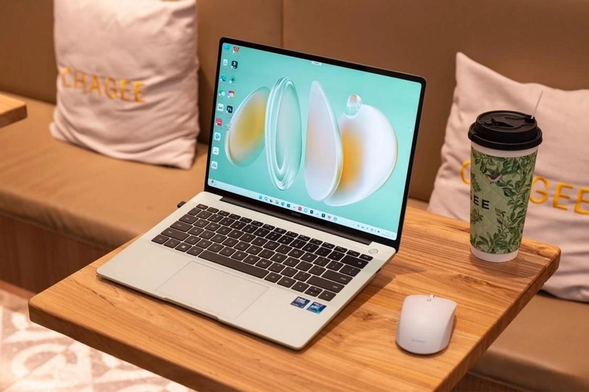 華為哪款筆記本最值得買(mǎi)?MateBook 14 2024款,萬(wàn)元以內(nèi)首選