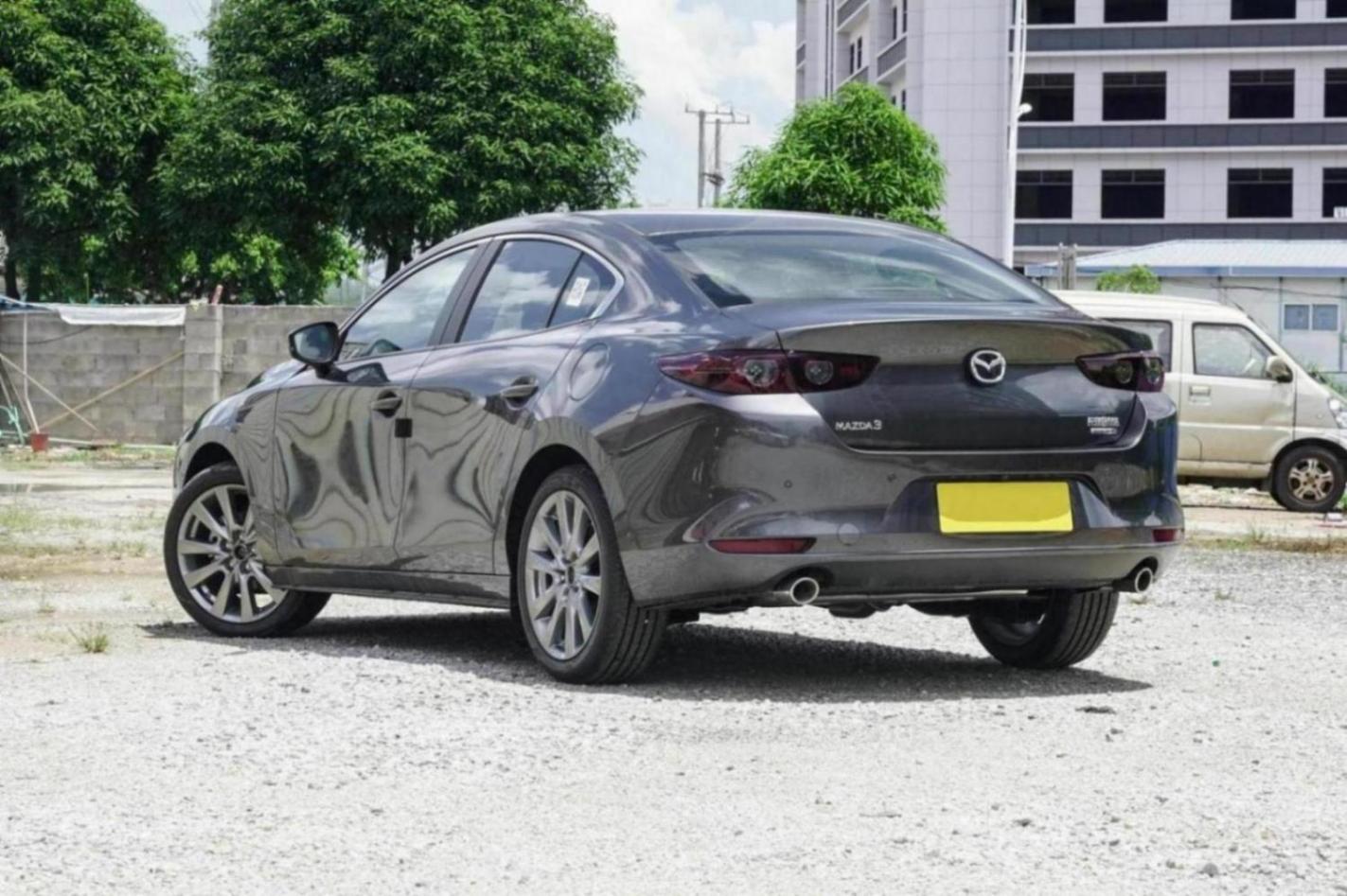 售9.99萬元,2.0L+6AT,運(yùn)動精致,馬自達(dá)昂克賽拉值不值得購買?