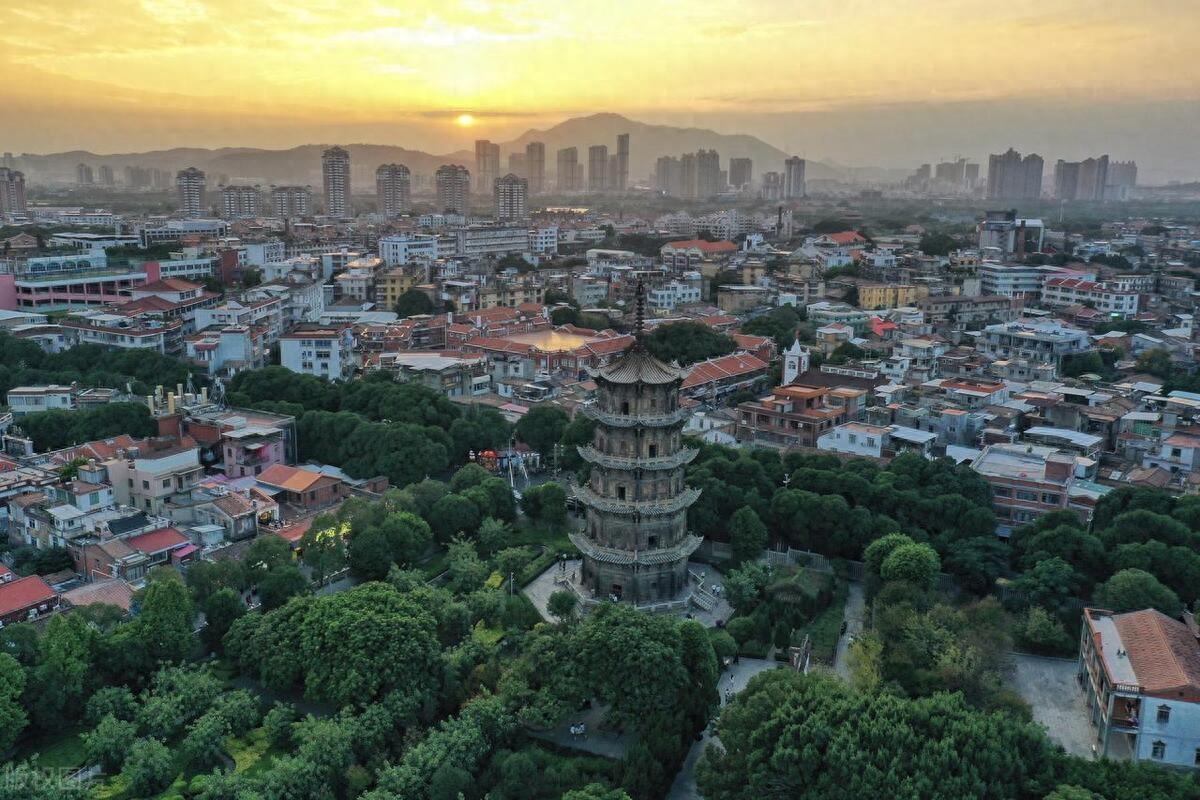泉州房價的巔峰結束了,泉州二手房從18000多套增加到了32000多套