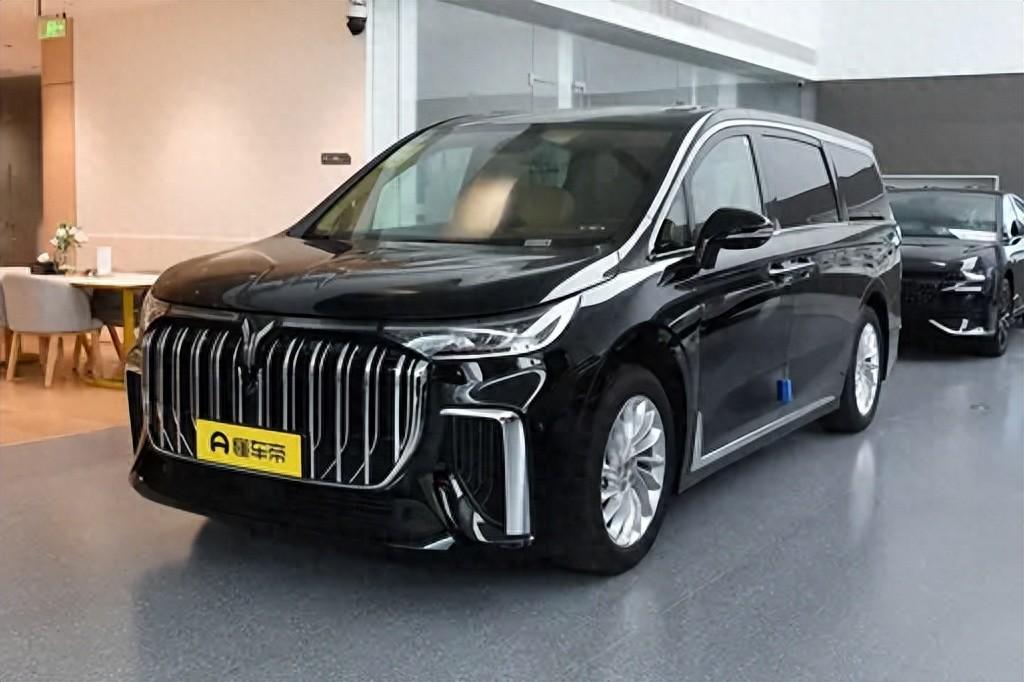 解析嵐圖夢想家PHEV,定位中大型MPV,值得購買嗎?