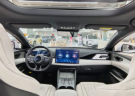 比亞迪車系深度剖析:頂配車型的小遺憾,是否影響你的選擇