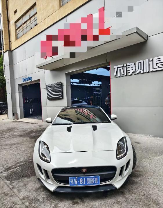 撒貝寧回武漢變gai溜子!全城溜達被偶遇,開66萬捷豹去洗