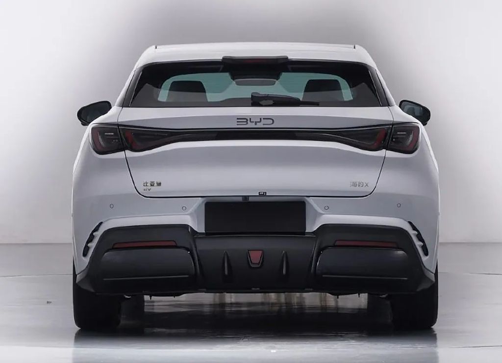 來勢兇猛!2024成都車展最值得關注的三款新能源轎車