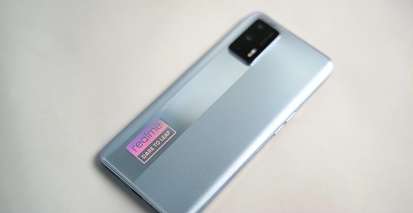 realme真我13 5G曝光:天璣6300加持,中端機皇還是噱頭營銷?