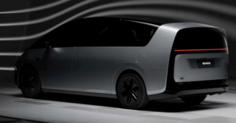 死磕純電!理想新車(chē)明年發(fā),會(huì)重蹈MEGA覆轍嗎?