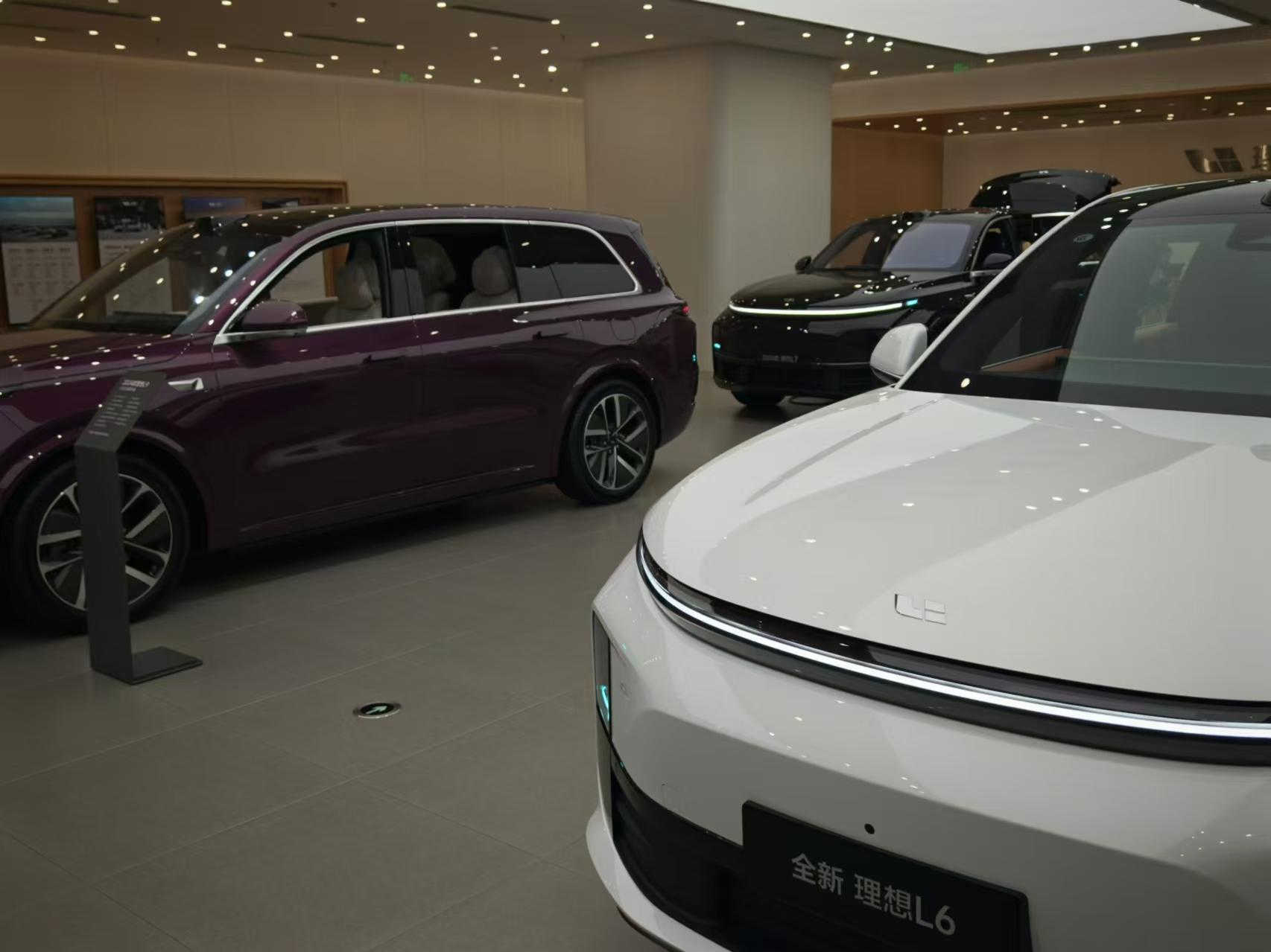 死磕純電!理想新車(chē)明年發(fā),會(huì)重蹈MEGA覆轍嗎?