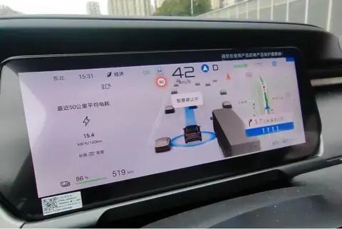 實測宋 L EV 智駕版:復雜路況下的智能駕駛實力究竟多強?