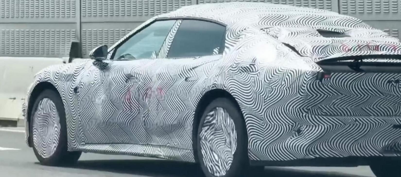 小鵬新車路測(cè)!小鵬E29:純視覺智駕,高端市場(chǎng),你心動(dòng)了嗎?