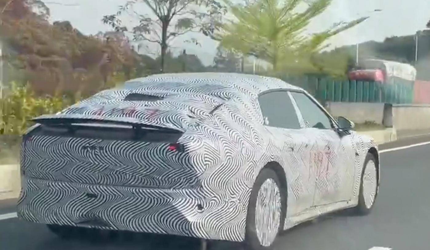 小鵬新車路測(cè)!小鵬E29:純視覺智駕,高端市場(chǎng),你心動(dòng)了嗎?