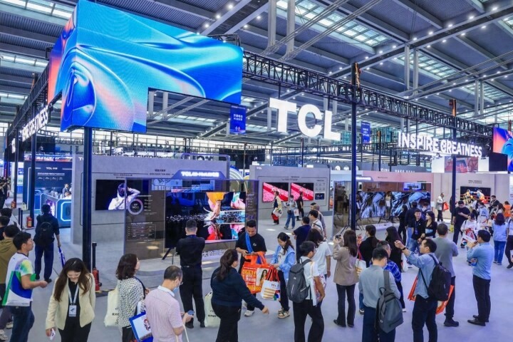 TCL攜旗下多款智能終端產品亮相CITE 2025