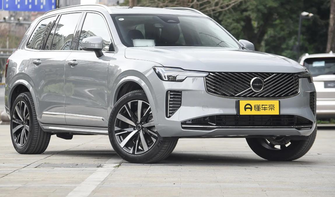 沃爾沃XC90:B5智逸豪華版5座,配置高、設計好、安全性出眾