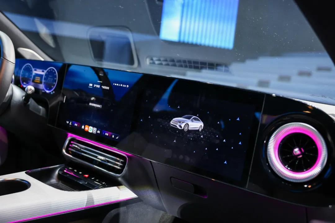 奔馳電車“換擋了”:CLA全球首秀,開(kāi)啟電動(dòng)車變速箱時(shí)代